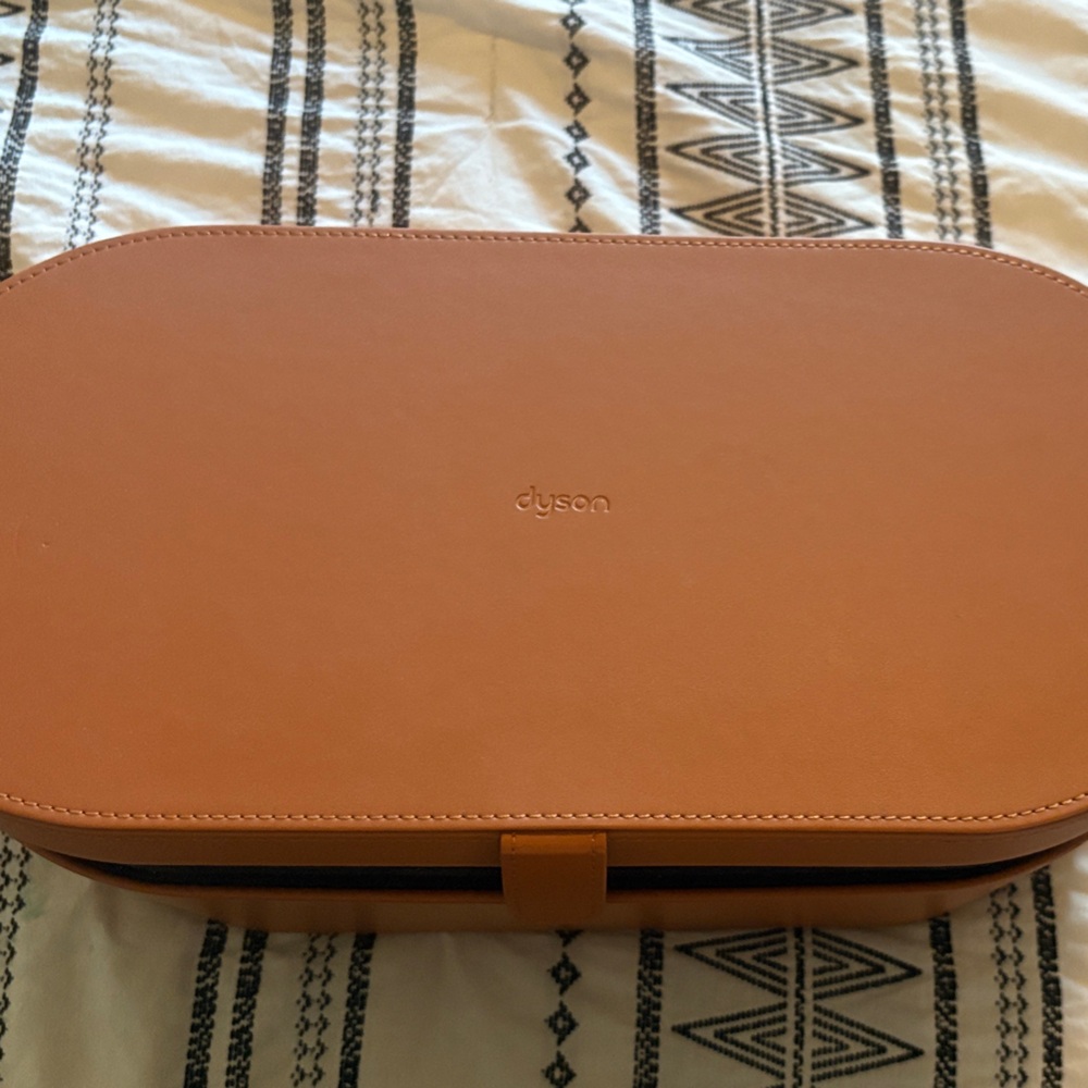 COMPLETE Dyson AIRWRAP